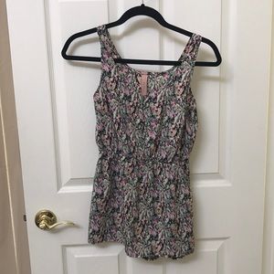 Paint splatter tank top